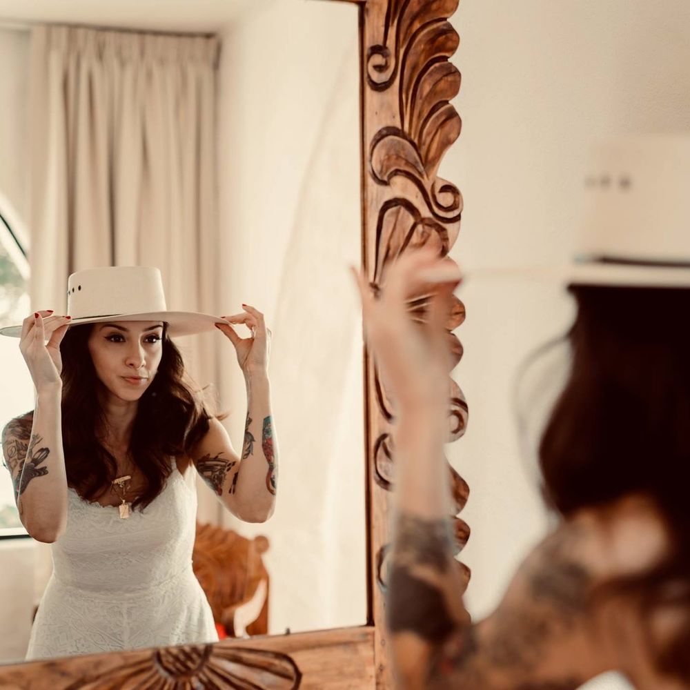 Meet your Posher, Shy